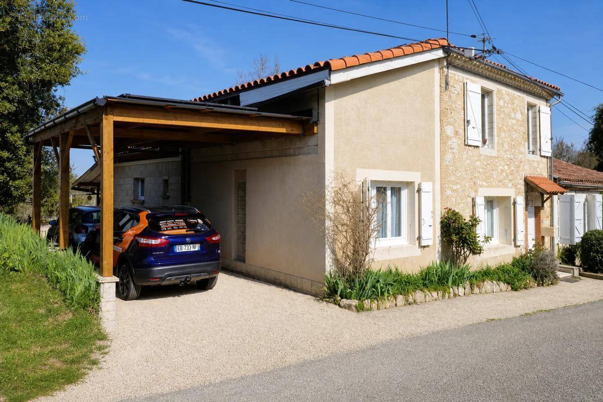 Maison à AUGNAX
