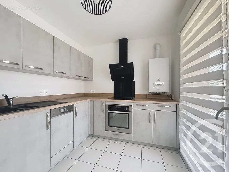 Appartement 58 m² à Rubelles  - photo 7
