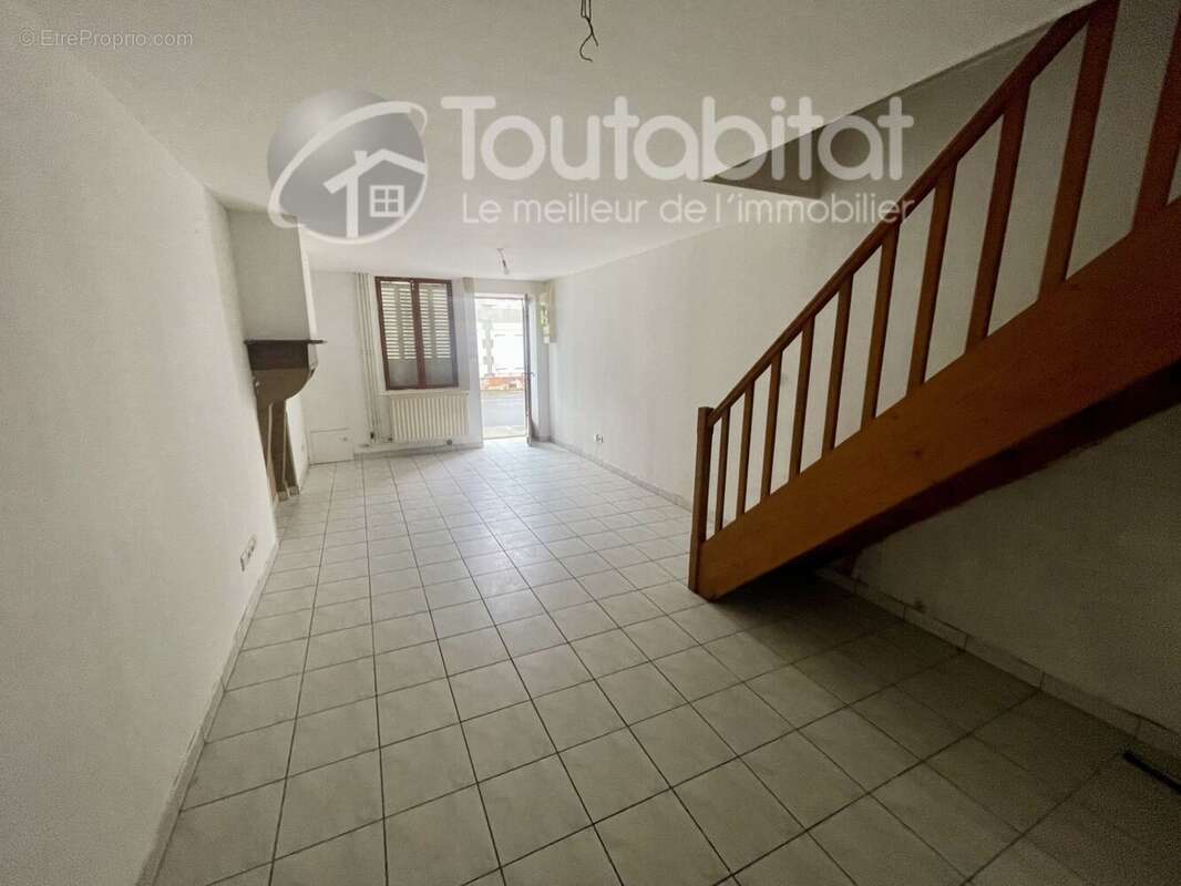 Maison à GESPUNSART