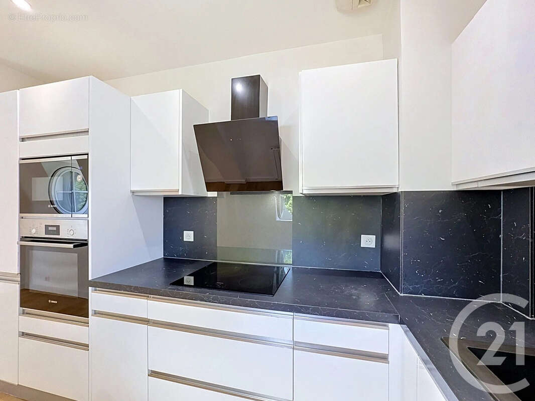 Appartement à FONTAINEBLEAU