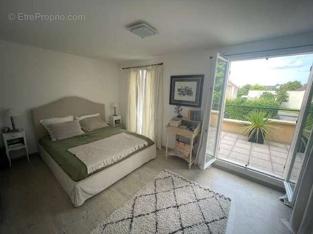 Maison à SARTROUVILLE