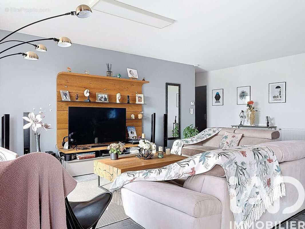 Photo 4 - Maison à BARJOUVILLE