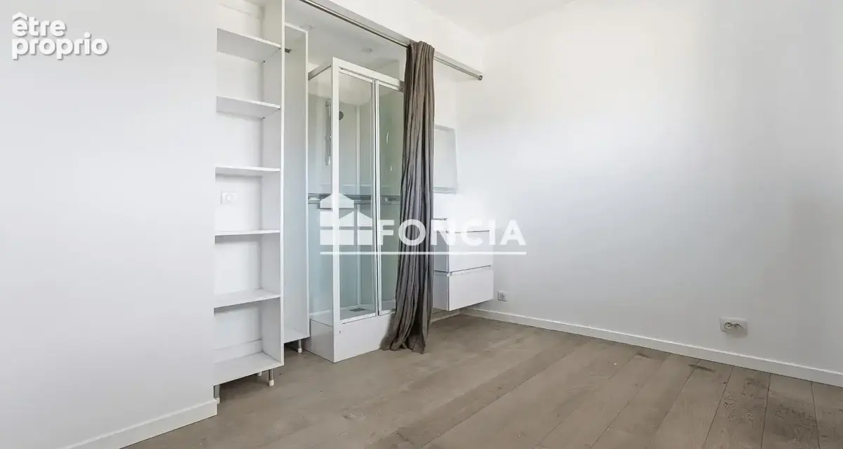 Exclusivité – 3 pièces avec vue panoramique mer et port à la Marina Baie des Anges - photo 9
