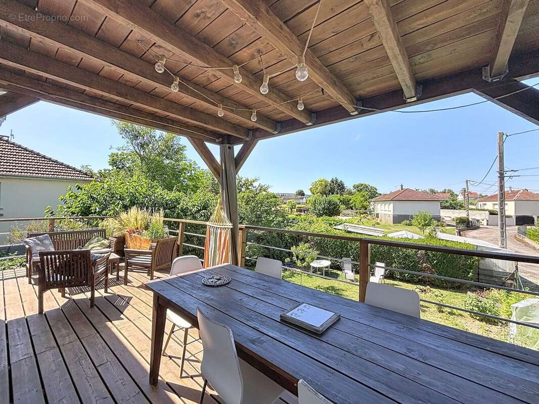 Maison à FRETIGNEY-ET-VELLOREILLE