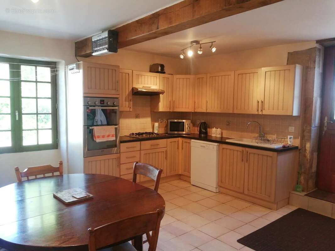 Maison de caractère dans un hameau - photo 4