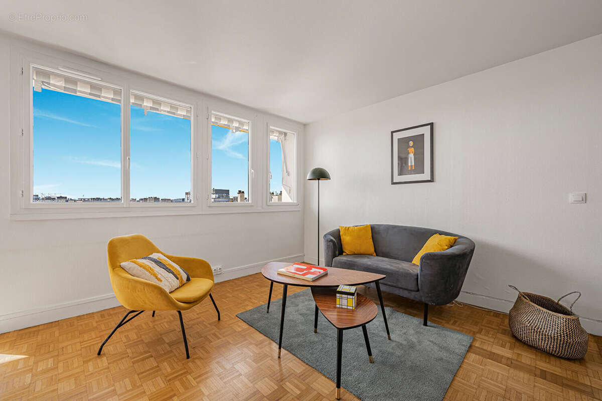 Appartement à PARIS-12E