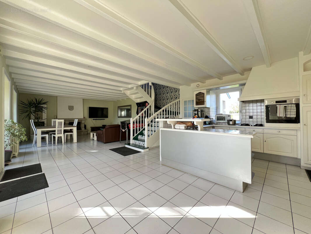 Maison à PLESSIX-BALISSON