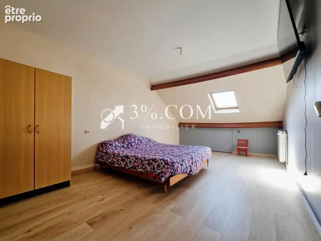 Semi Plain-Pied en Briques, 4 chambres, Jardin & Garage - photo 7