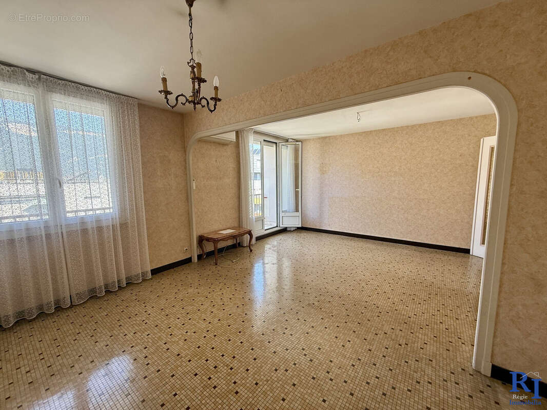 Séjour double - Appartement à GRENOBLE