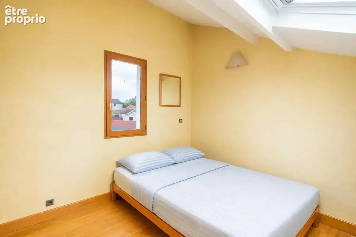 Maison de 7 pièces de 160 m² à Montreuil - photo 6