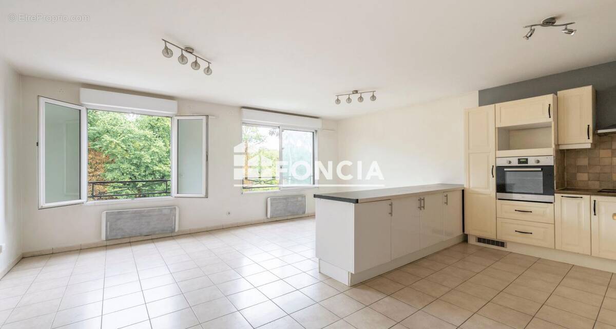 Appartement à CHATENAY-MALABRY