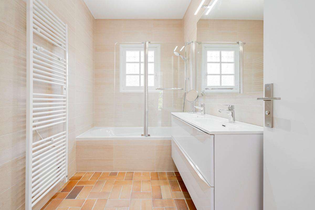 Maison à LA CROIX-VALMER