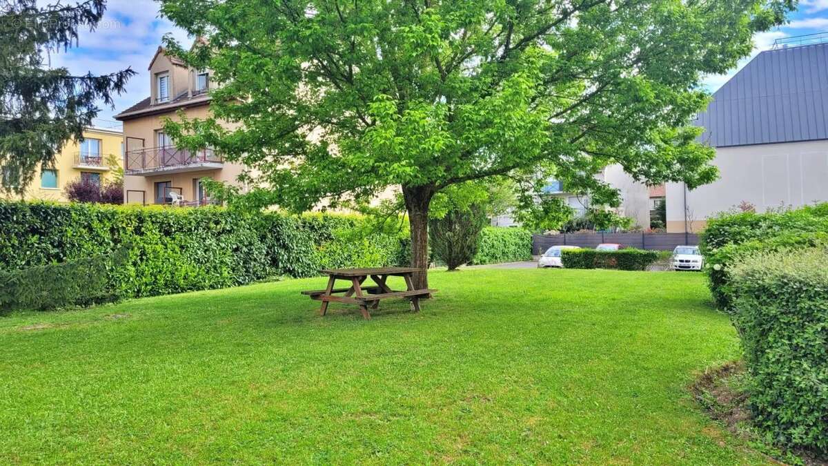 Appartement à CHILLY-MAZARIN