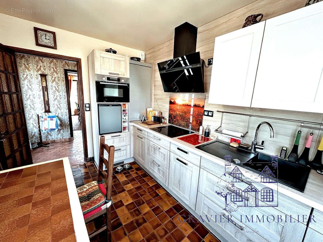 Maison à SAINT-GERMAIN-SUR-AY