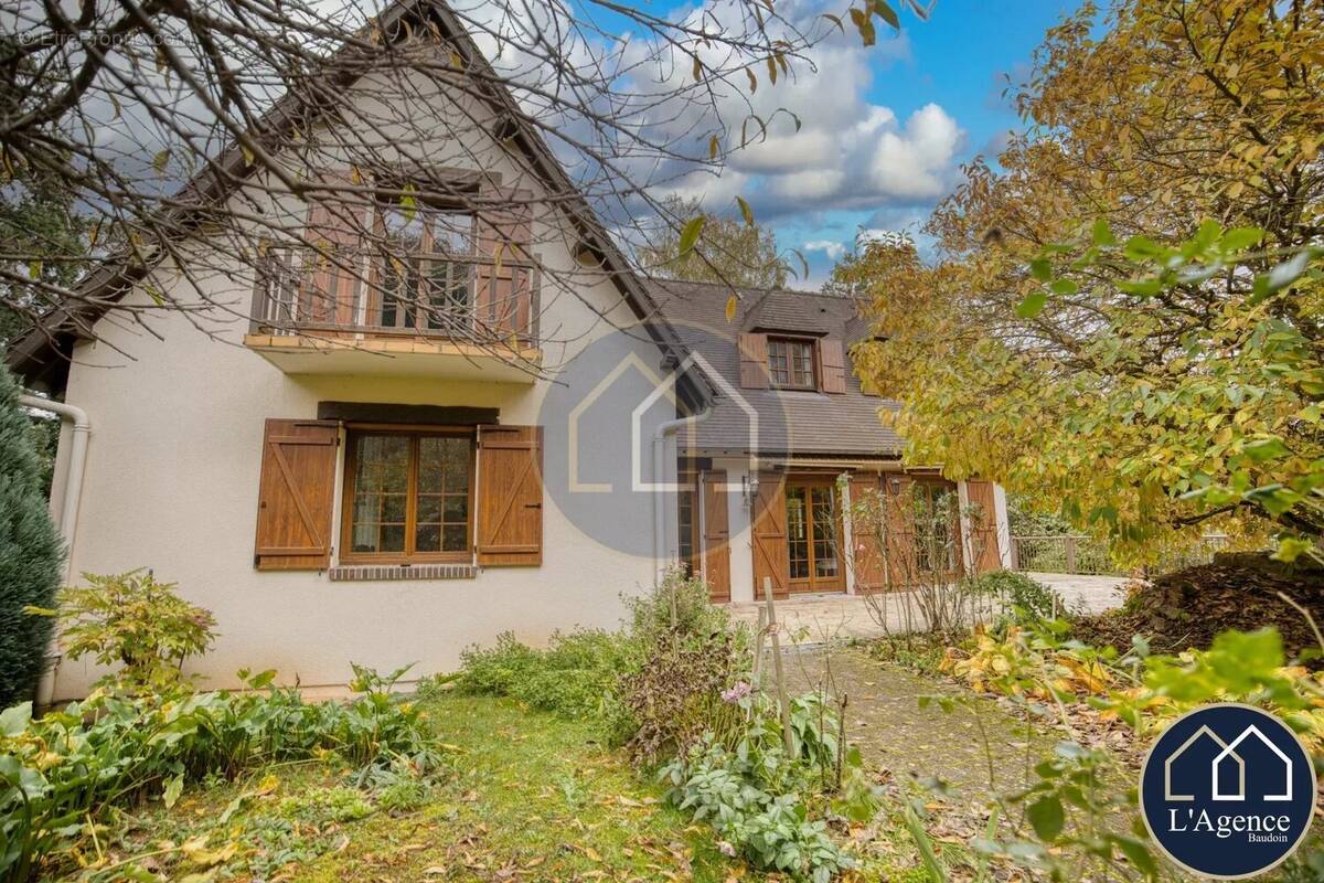 Maison à SAINT-PREST