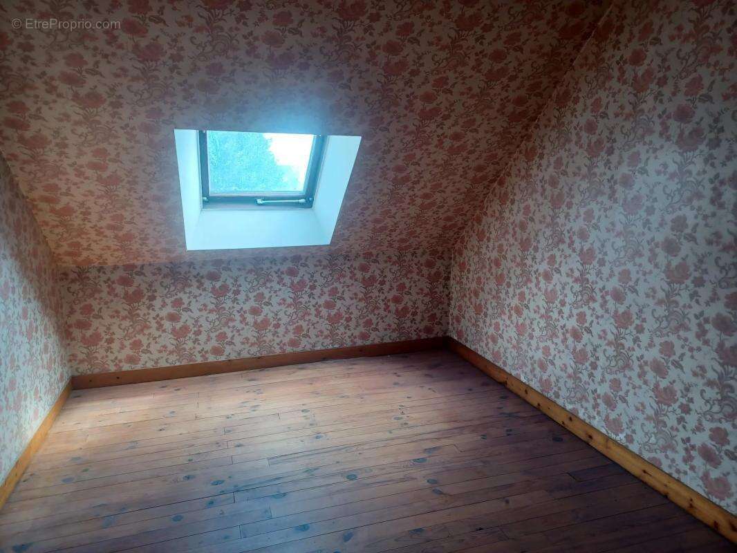 Maison à CARHAIX-PLOUGUER