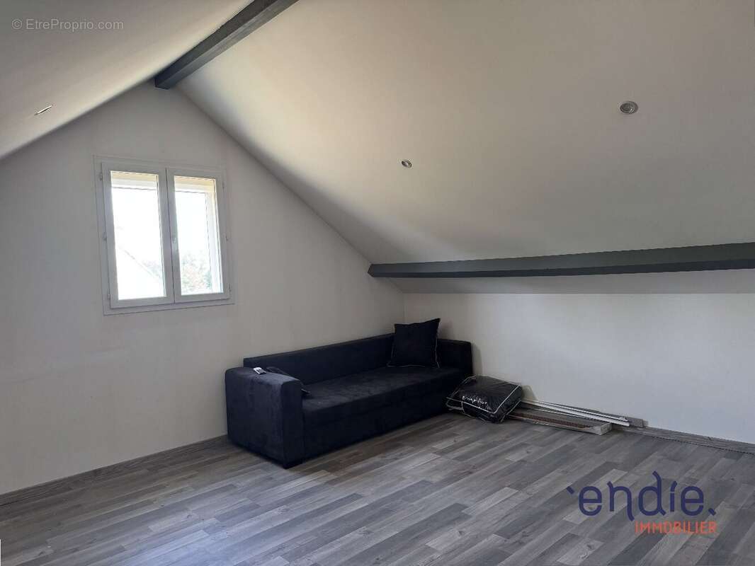 Maison à MORNAY-SUR-ALLIER