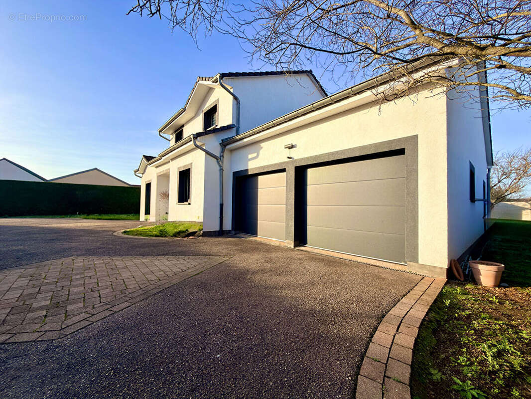 Maison à MONDELANGE