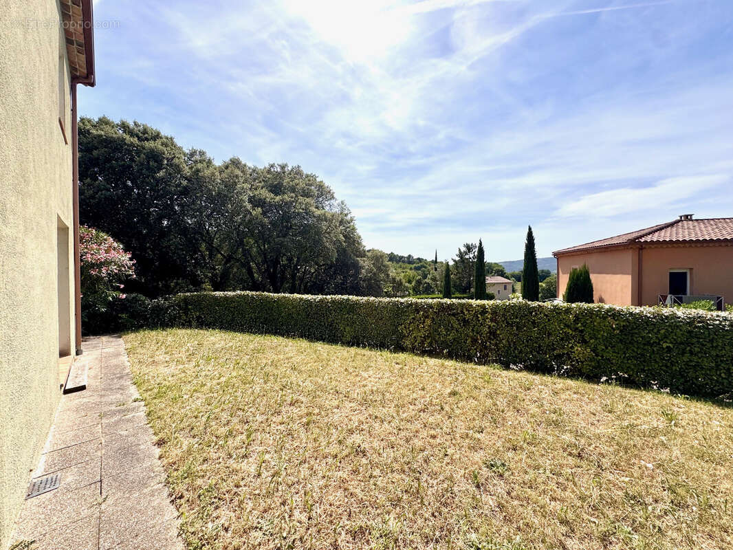 Vaison-la-Romaine   Appartement de plain-pied avec jardin - photo 4