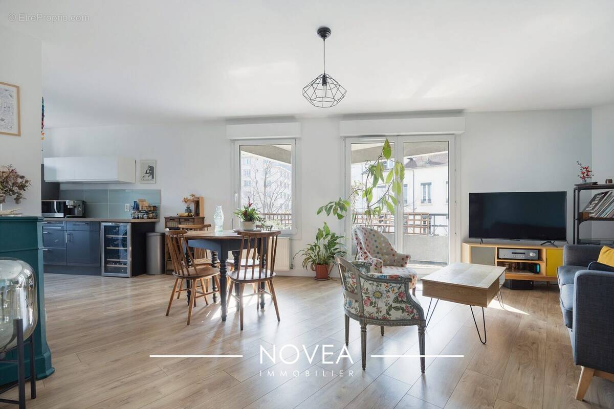 Appartement à LYON-7E