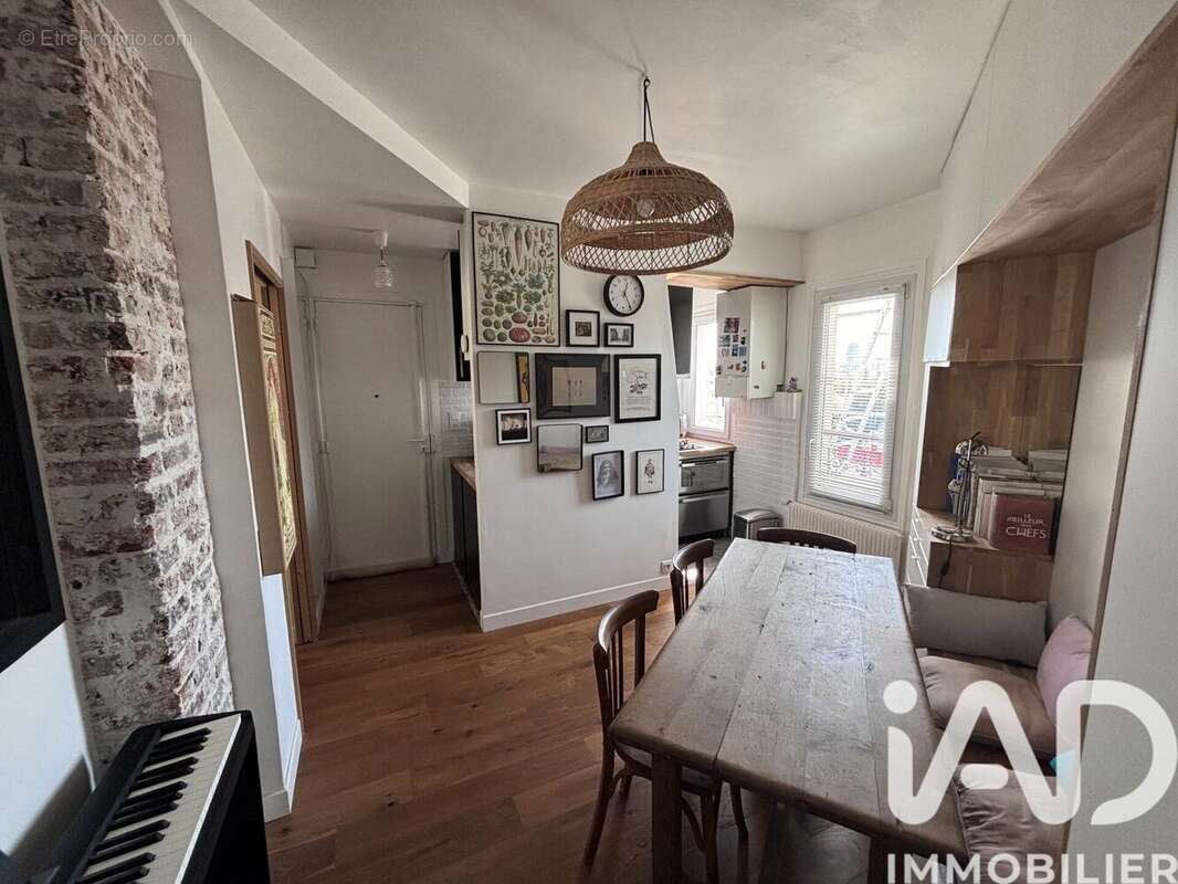 Photo 3 - Appartement à LES LILAS