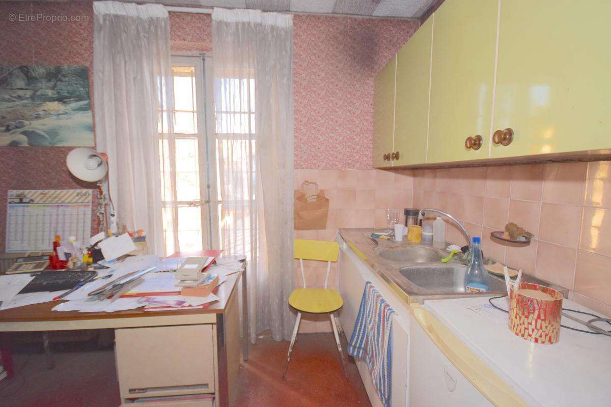 Commerce à MARSEILLE-13E