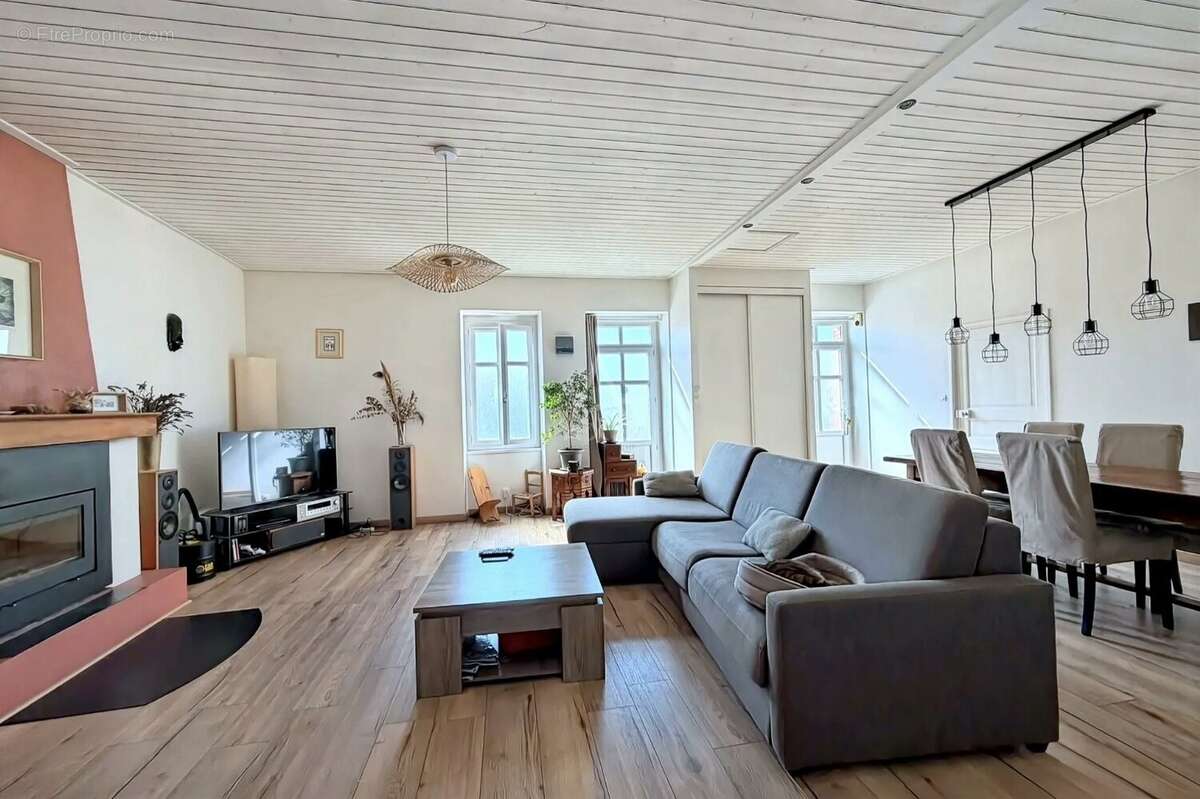 Maison à SAINT-REVEREND