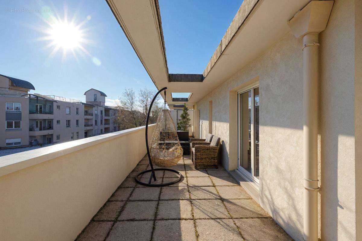 Appartement à VILLEURBANNE