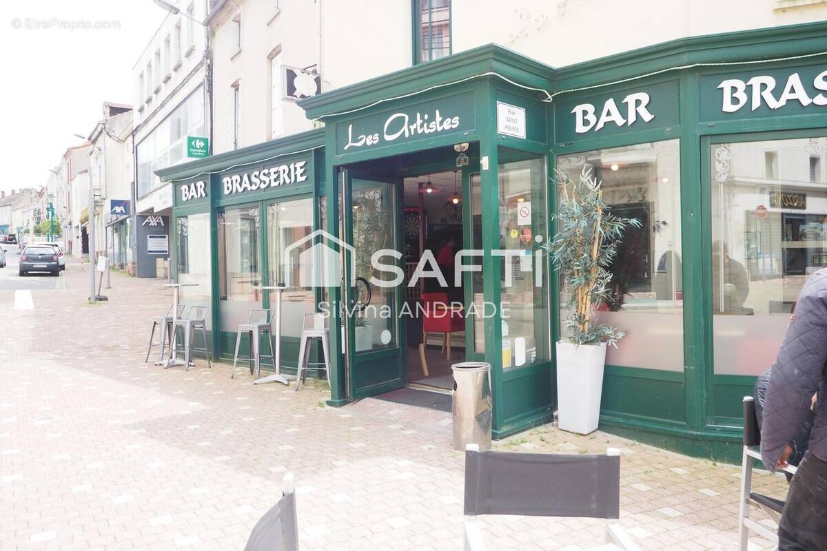 Photo 1 - Commerce à CHOLET