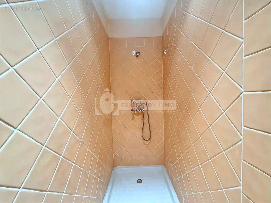 Appartement à AIGUES-MORTES