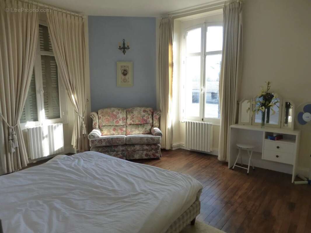 Belle propriété dans un village historique - photo 6