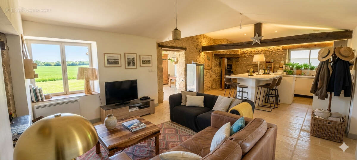 Maison à PAVIE