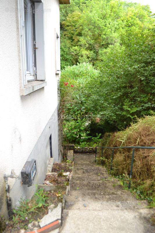 Maison à NARGIS