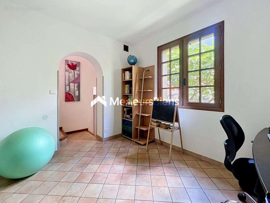 Maison 6 pièces 133m2 avec piscine et garage, Saint-Alban - photo 13