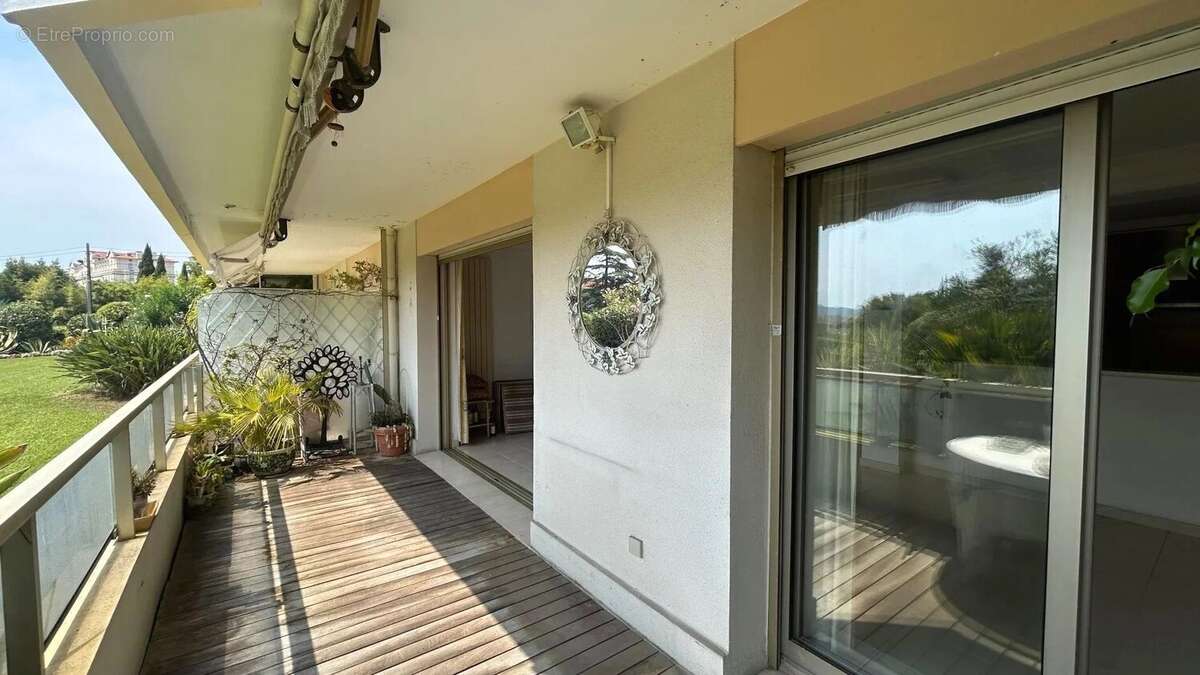 SOUS COMPROMIS - Appartement 3 pièces 80 m² – Résidence prisée avec parc paysager, piscine et terrasse - photo 9