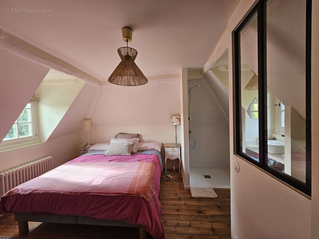 Maison à CORMEILLES