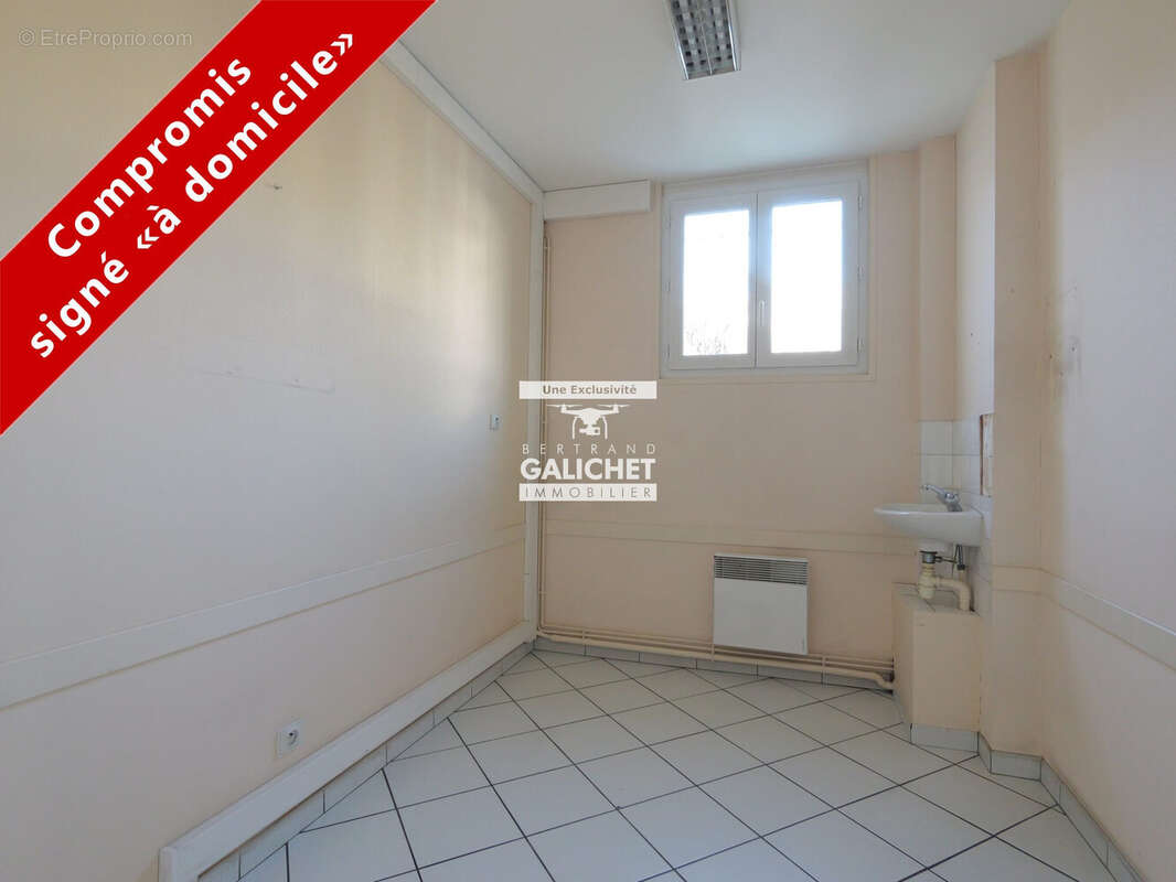 Commerce 165 m² à Gap  - photo 7