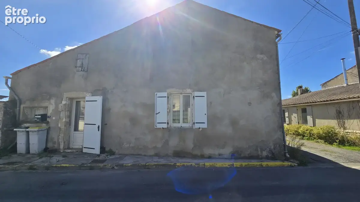 Maison 5 pièces 108 m² à vendre à Ballon (17290) - photo 2