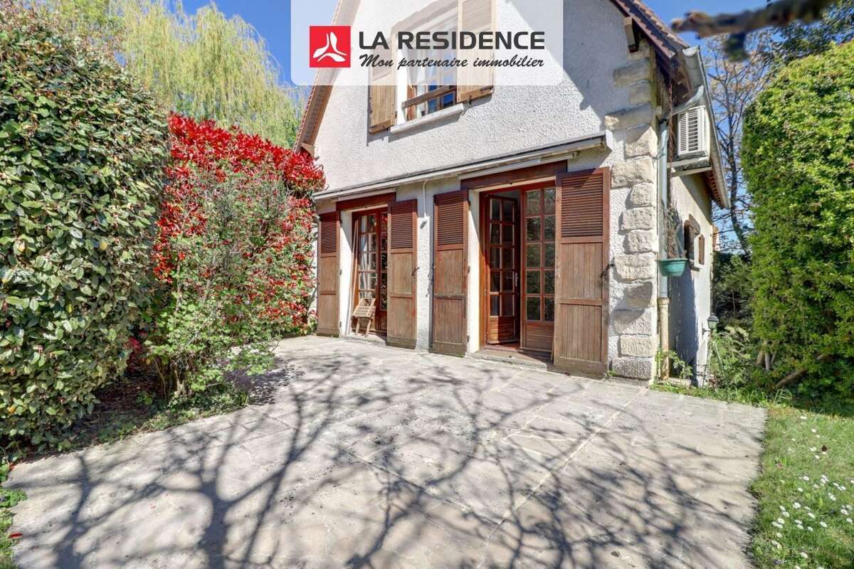 Maison 148 m² à Bazemont  - photo 7
