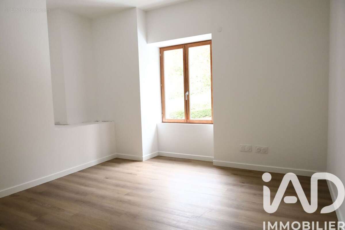 Photo 8 - Maison à BREUILLET