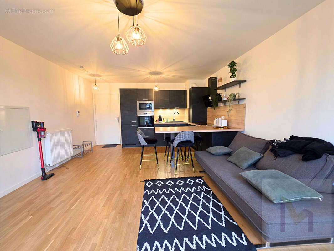 Appartement à NEUILLY-PLAISANCE