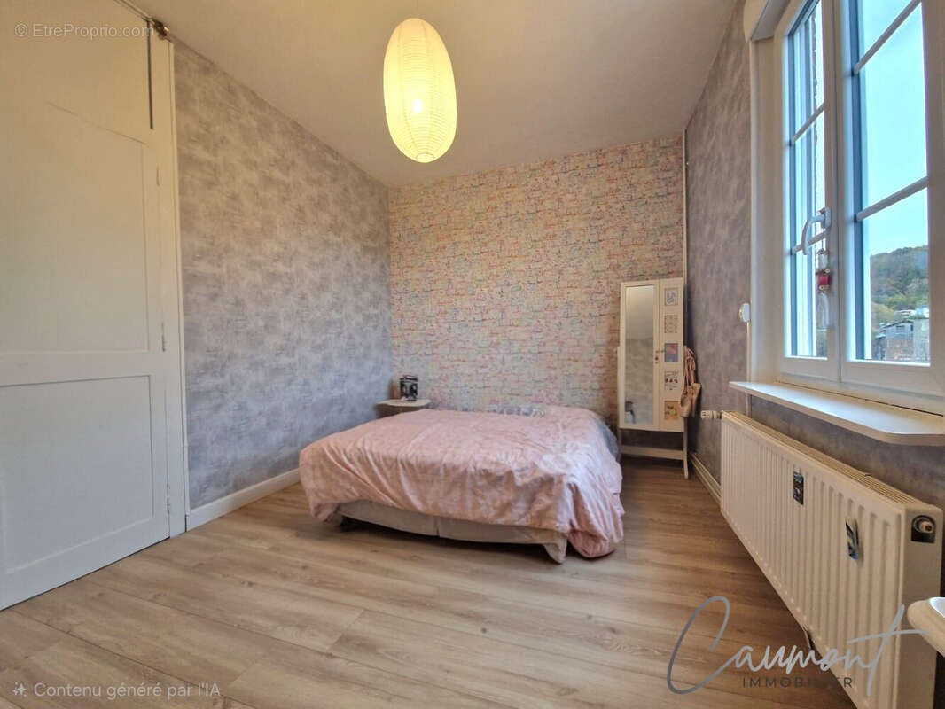 Maison à LILLEBONNE