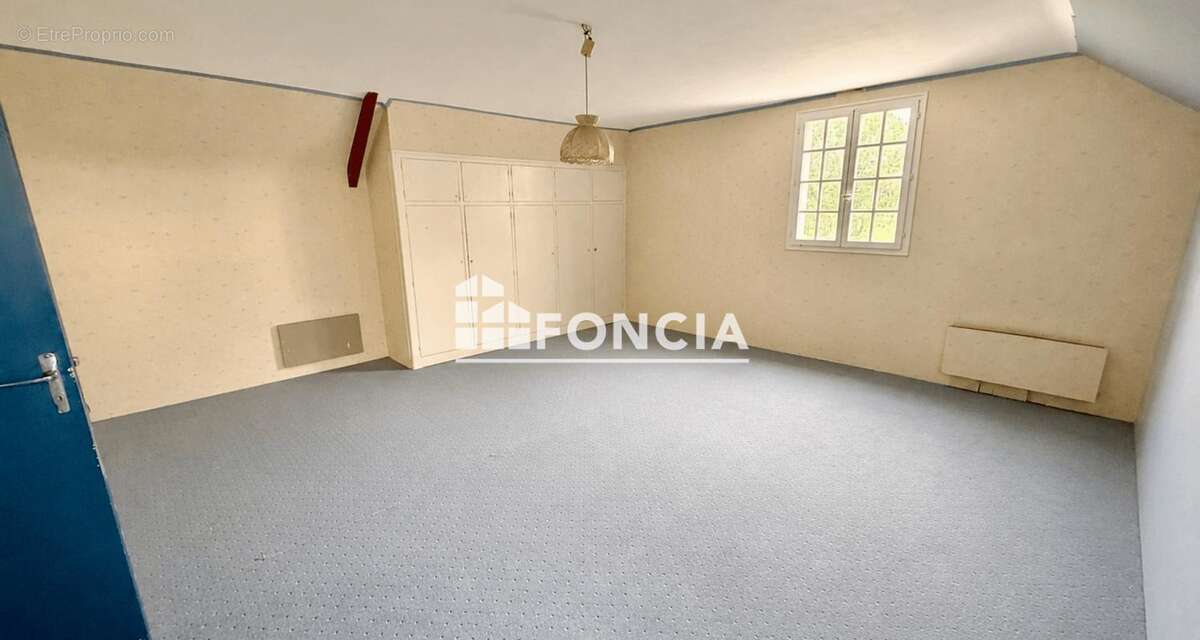 Pavillon familial avec parc arboré - photo 4