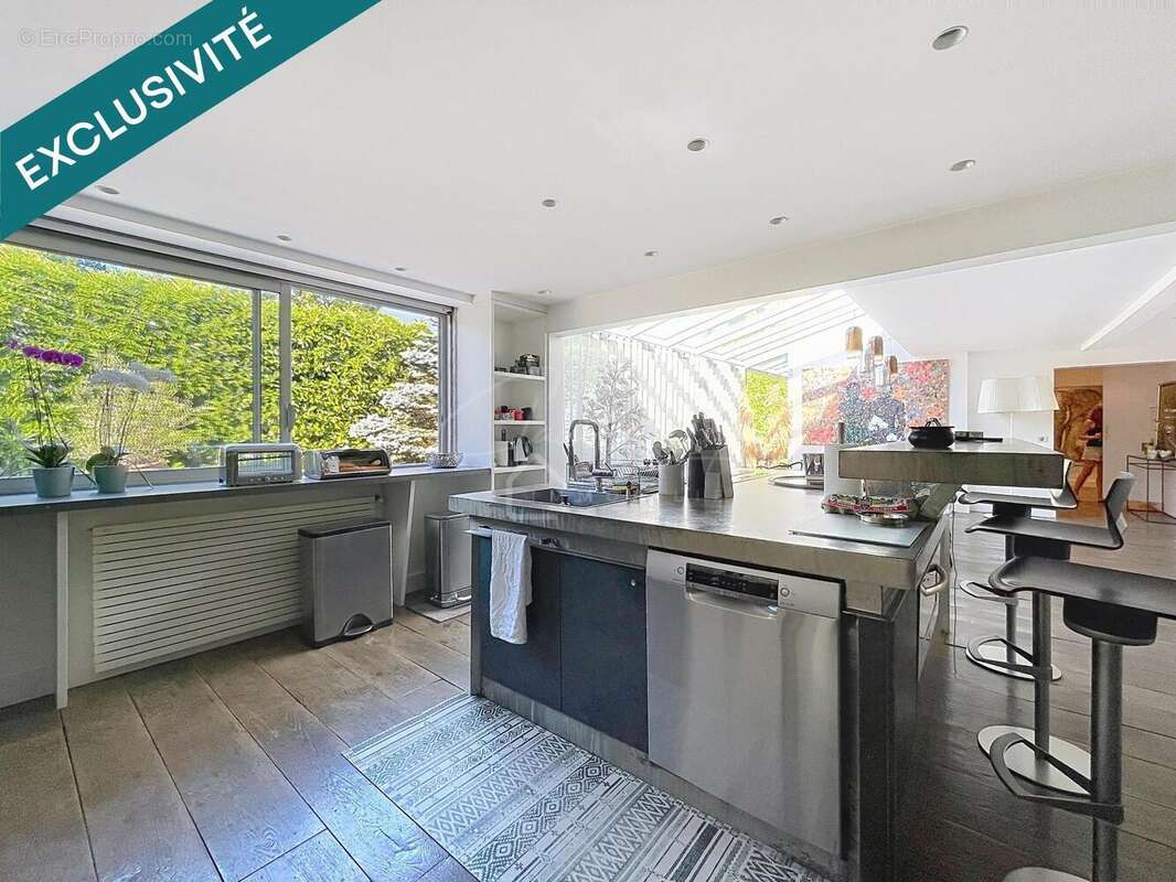 Maison 280 m² à Rocquencourt  - photo 8