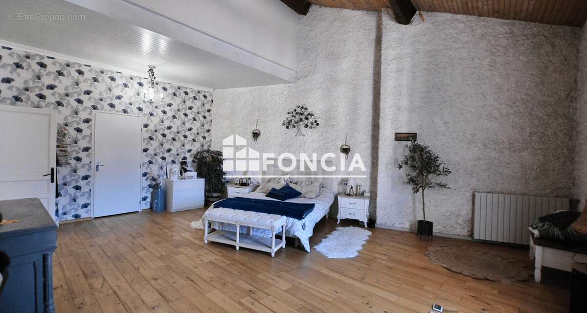 Appartement à ARLES-SUR-TECH