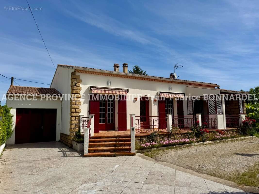 Maison à BOLLENE
