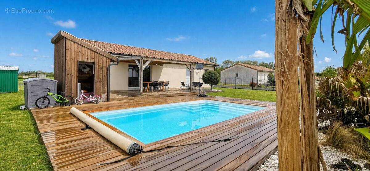 Maison à BAYON-SUR-GIRONDE