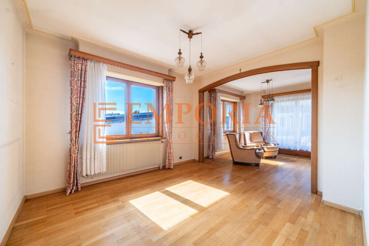 Maison 193 m² à Ballersdorf  - photo 5