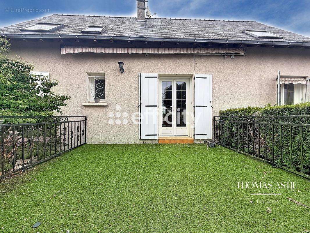 Maison 162 m² à Varrains  - photo 13