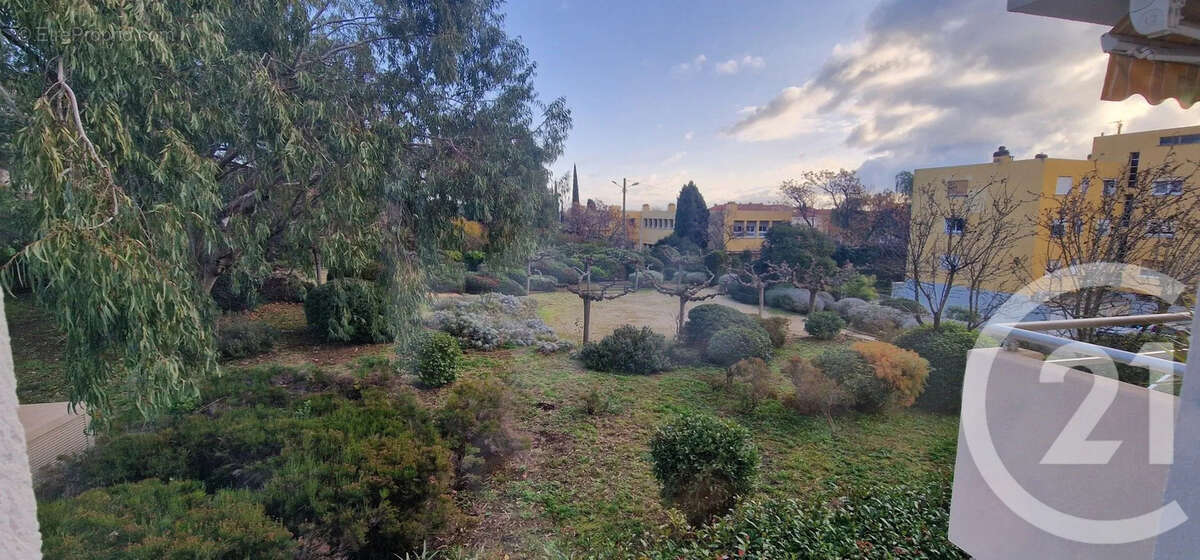 Appartement à HYERES